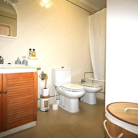 Apt 6 People - Large Private Terrace And Swimming Pool Ferienhaus