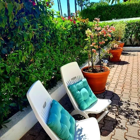 Apt 6 People - Large Private Terrace And Swimming Pool Ferienhaus *